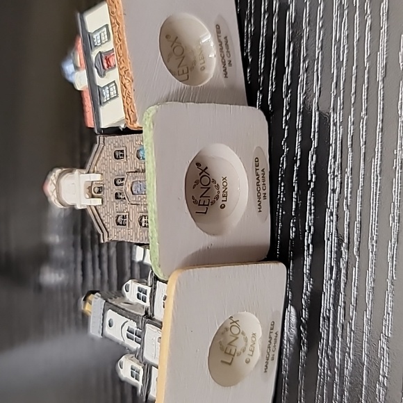 Lenox Thimble Lighthouses (set of 3) - Picture 9 of 9